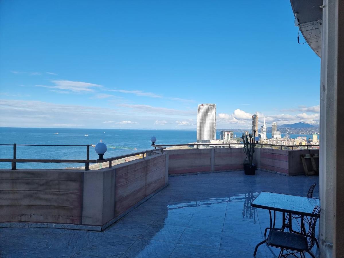 Hôtel Darianna Batoumi Extérieur photo